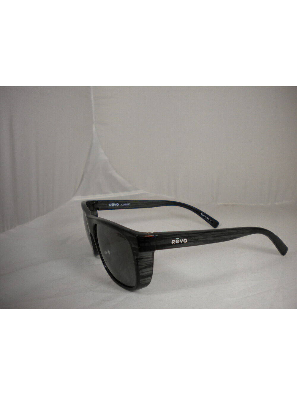 REVO RE 1020 01 LUKEE Polarized Black Woodgrain Grey (R-16)